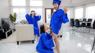 CumSwappingSis ? Hailey Rose & Liz Jordan ? Our Graduation Present ? S4:E4